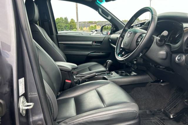 2025 Toyota Hilux Invincible X 2.8 D-4D Auto