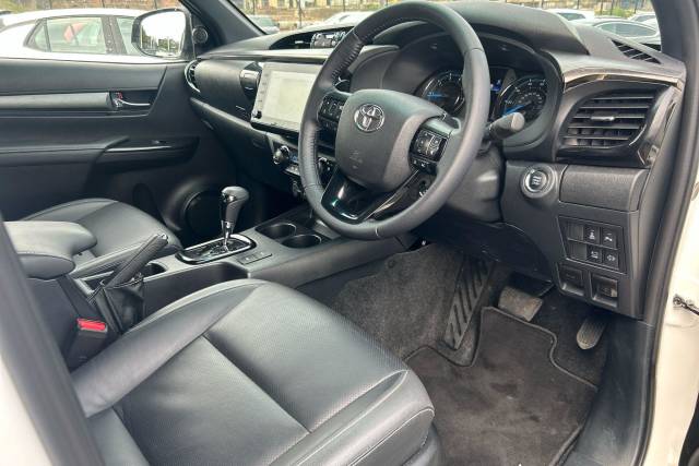 2024 Toyota Hilux Invincible X D/Cab Pick Up 2.8 D-4D Auto