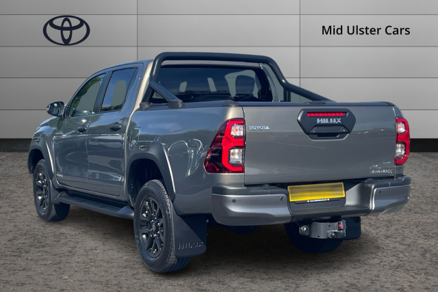 2025 Toyota Hilux Invincible X 2.8 D-4D Auto