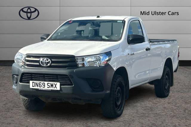 2019 Toyota Hilux Active Pick Up 2.4 D-4D