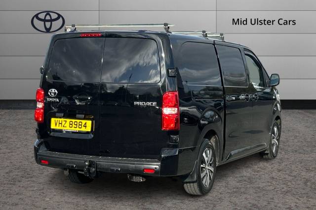 2018 Toyota Proace 2.0D 120 Comfort Van