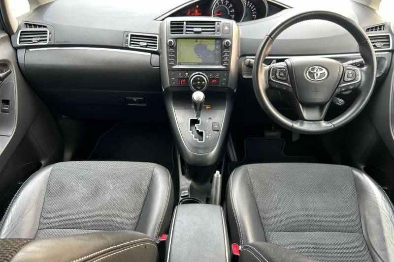 2017 Toyota Verso