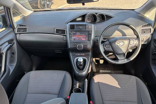 2016 Toyota Verso 1.6 D-4D Icon TSS 5dr