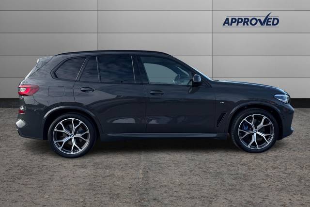 2022 BMW X5 3.0 xDrive30d MHT M Sport 5dr Auto