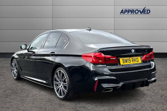 2019 BMW 5 Series 2.0 520d M Sport 4dr Auto