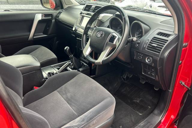2016 Toyota Land Cruiser 2.8D Active 4WD Euro 6 3dr (5 Seats)