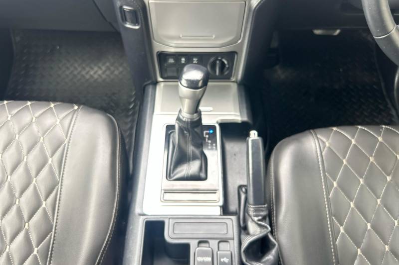 2021 Toyota Land Cruiser