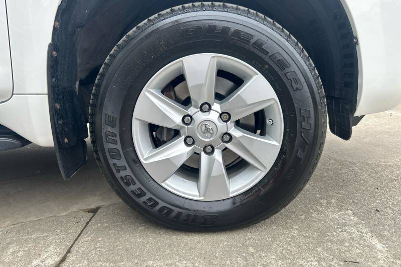 2021 Toyota Land Cruiser