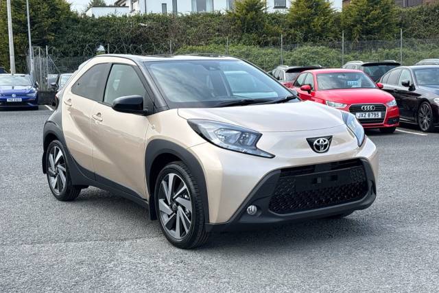 Toyota Aygo X Edge 1.0 VVT-i Manual Hatchback Petrol Ginger Biege