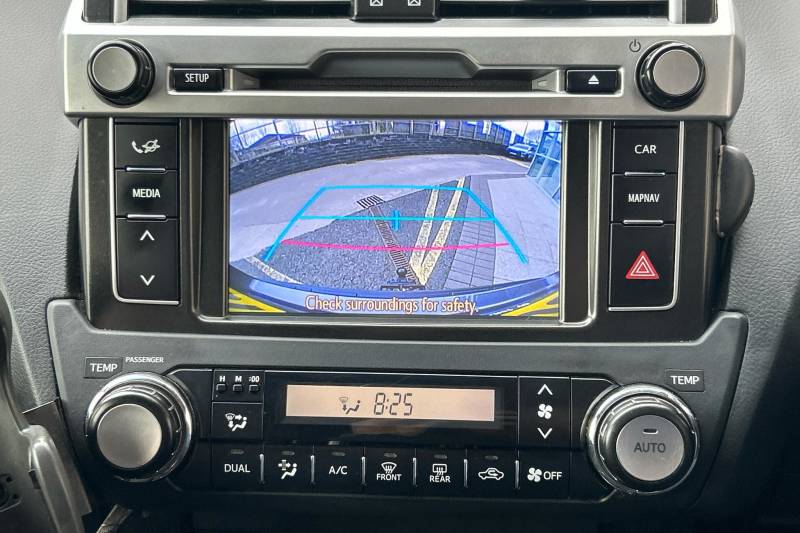 2017 Toyota Land Cruiser