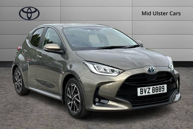 Toyota Yaris 1.5 Hybrid Design 5dr CVT Hatchback Petrol/Electric Hybrid BRONZE