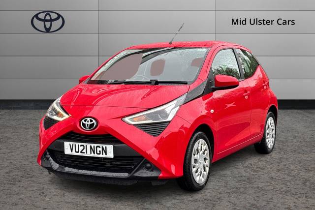 2021 Toyota Aygo 1.0 VVT-i X-Play TSS 5dr x-shift
