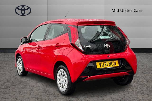 2021 Toyota Aygo 1.0 VVT-i X-Play TSS 5dr x-shift