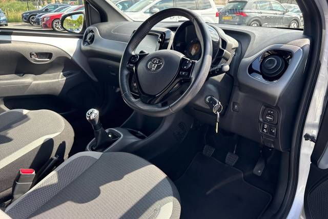 2022 Toyota Aygo 1.0 VVT-i X-Trend TSS 5dr