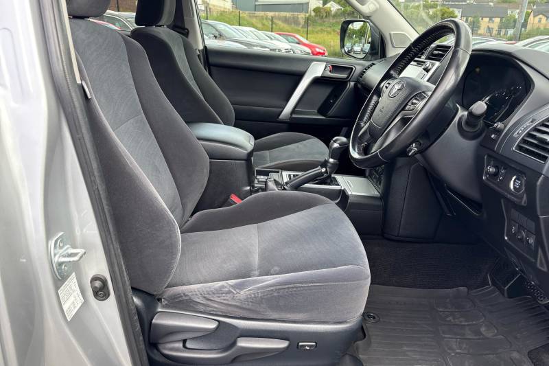 2020 Toyota Land Cruiser