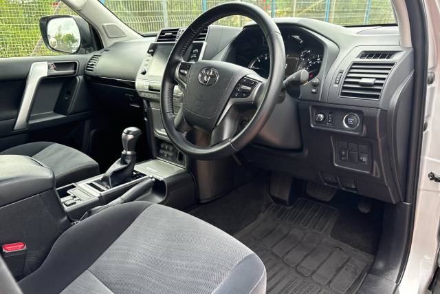 2022 Toyota Land Cruiser 2.8D 204 Active Commercial Auto