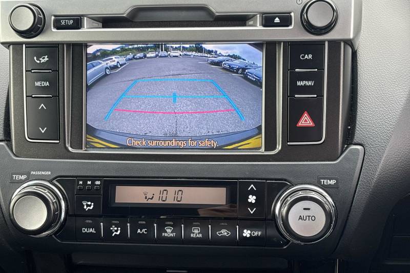 2017 Toyota Land Cruiser