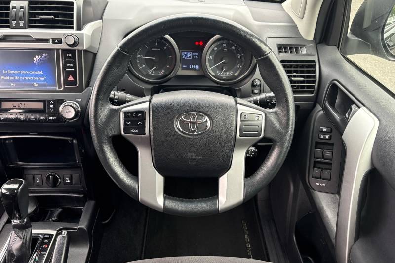 2017 Toyota Land Cruiser