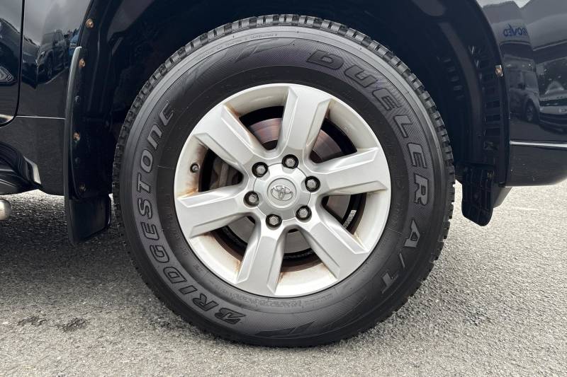 2017 Toyota Land Cruiser