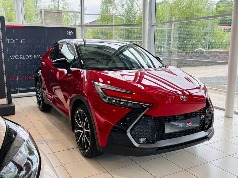 2025 Toyota C HR
