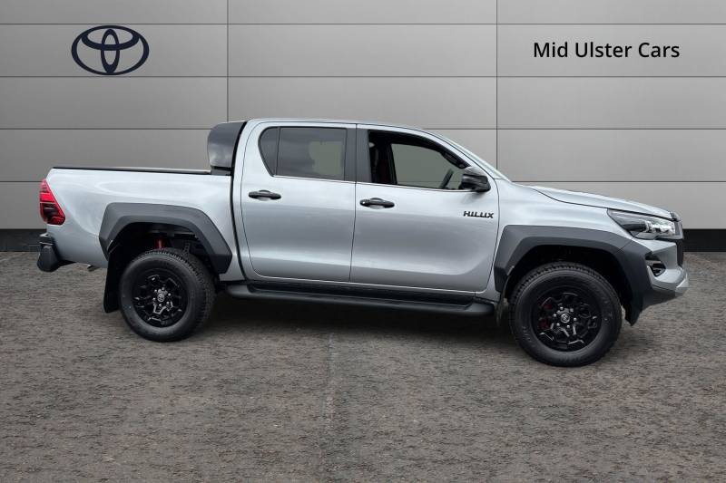 2025 Toyota Hilux