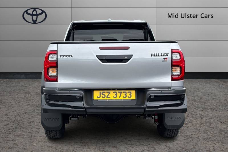 2025 Toyota Hilux
