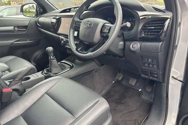 2025 Toyota Hilux Invincible X D/Cab Pick Up 2.8 D-4D