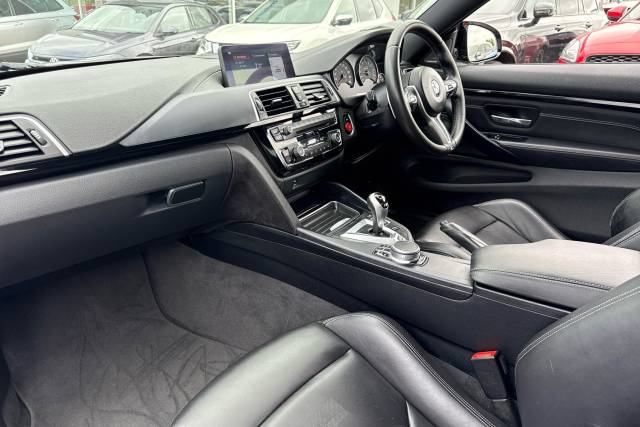 2019 BMW M4 3.0 M4 2dr DCT [Competition Pack]