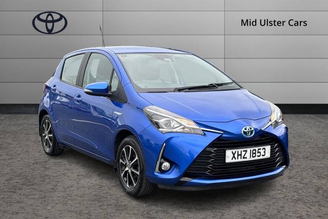 Toyota Yaris 1.5 Hybrid Icon Tech 5dr CVT Hatchback Petrol/Electric Hybrid BLUE