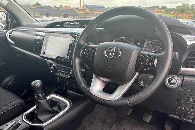 2022 Toyota Hilux Invincible D/Cab Pick Up 2.4 D-4D