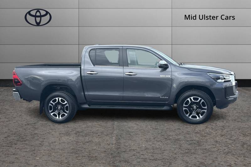 2022 Toyota Hilux