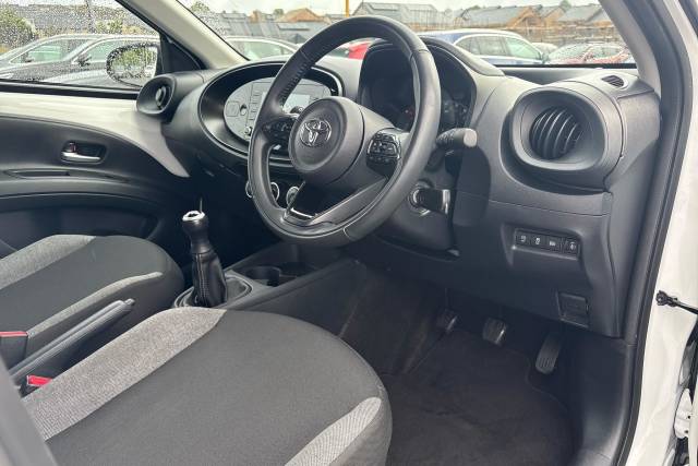 2023 Toyota Aygo X 1.0 VVT-i Pure 5dr