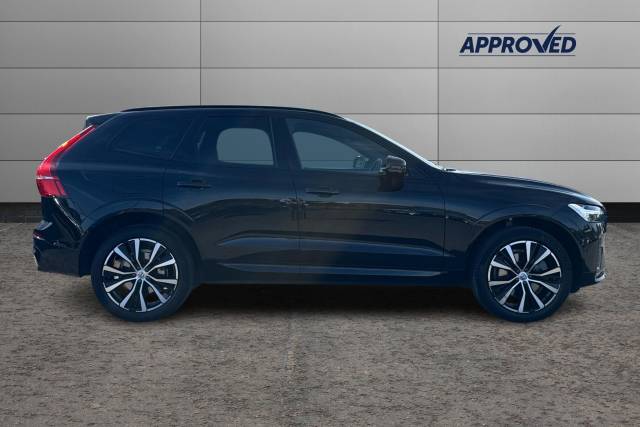 2023 Volvo XC60 2.0 B4D Plus Dark 5dr AWD Geartronic