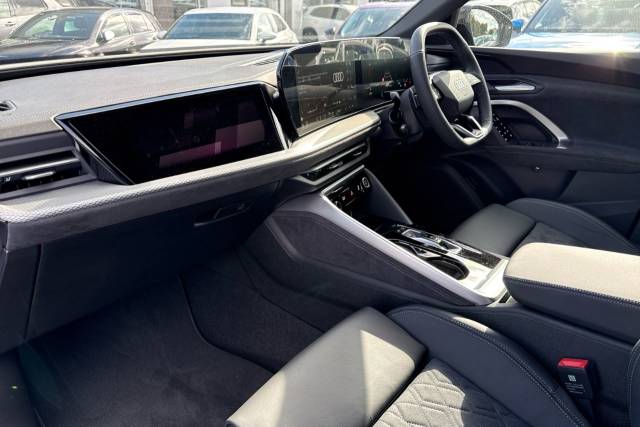 2025 Audi Q5 2.0 TDI Edition 1 SUV 5dr Diesel S Tronic quattro Euro 6 (s/s) (204 ps)