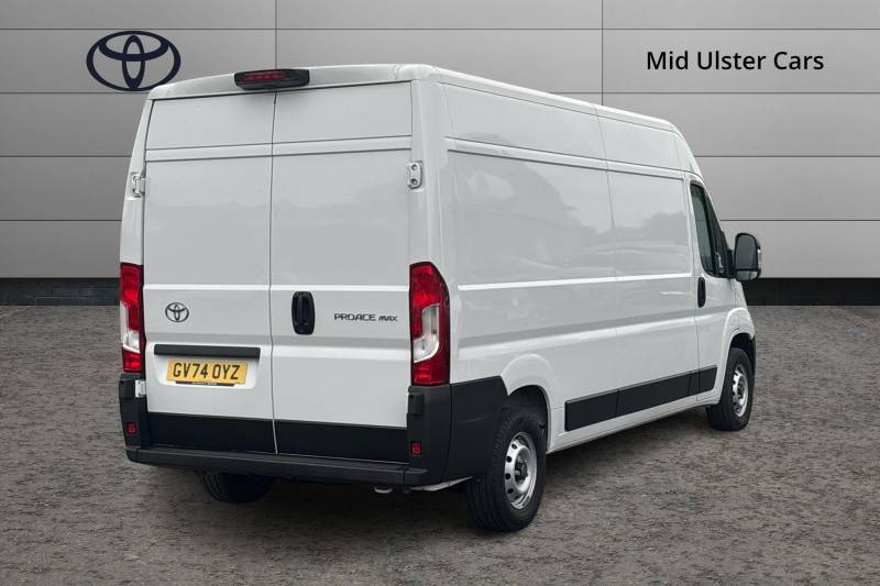 2024 Toyota Proace Max