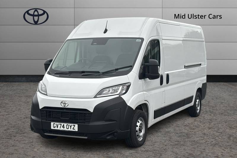 2024 Toyota Proace Max
