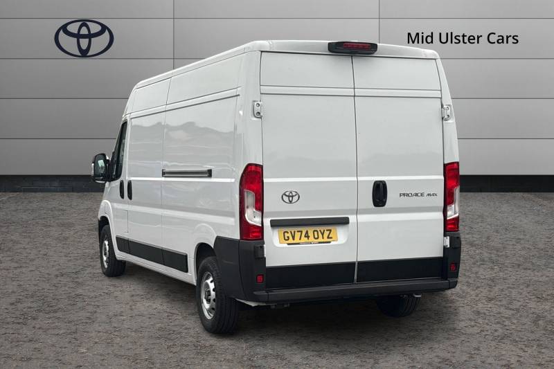 2024 Toyota Proace Max