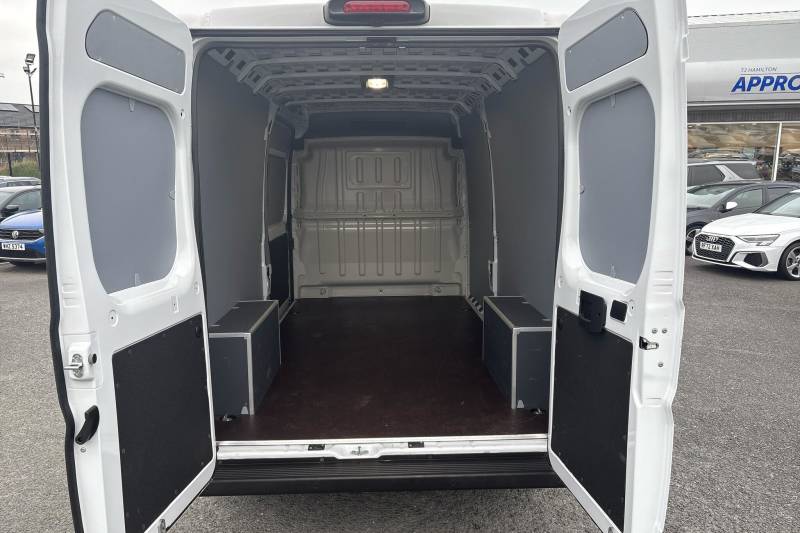 2024 Toyota Proace Max