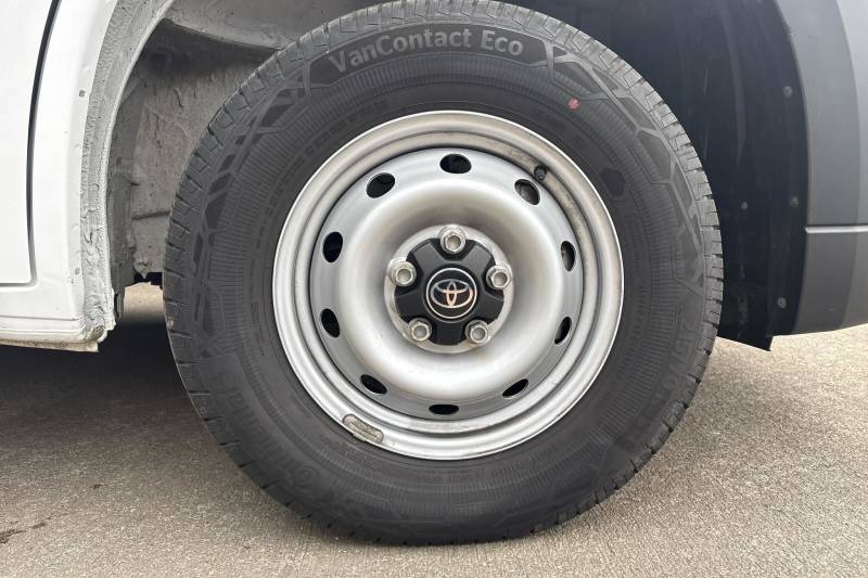 2024 Toyota Proace Max