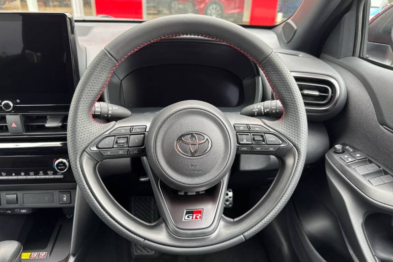 2025 Toyota Yaris Cross