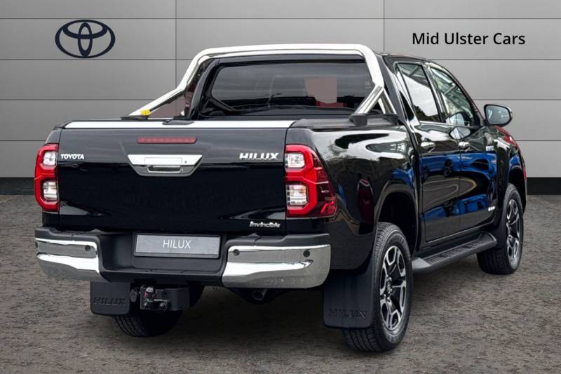 2025 Toyota Hilux