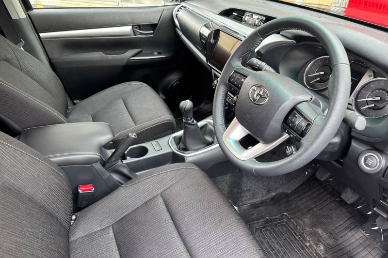 2025 Toyota Hilux