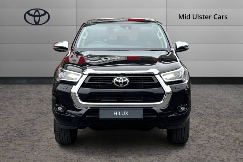 2025 Toyota Hilux
