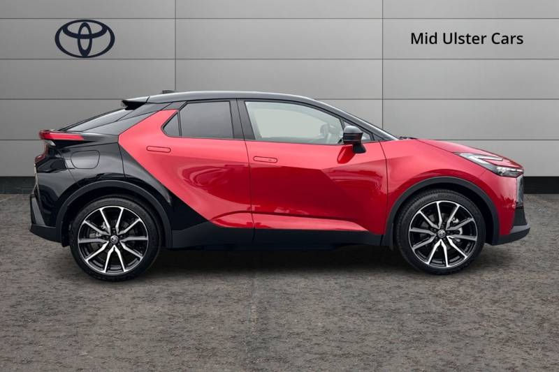 2025 Toyota C HR