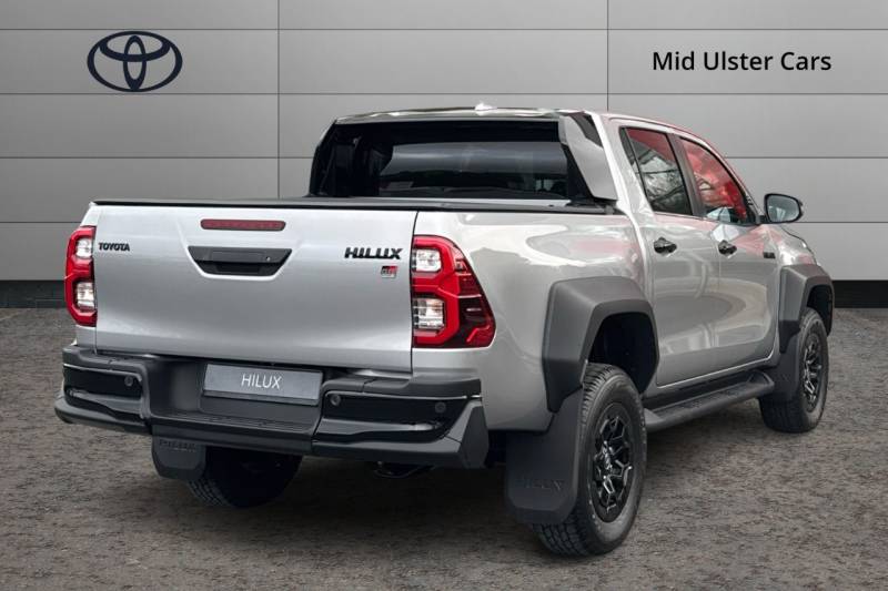 2025 Toyota Hilux