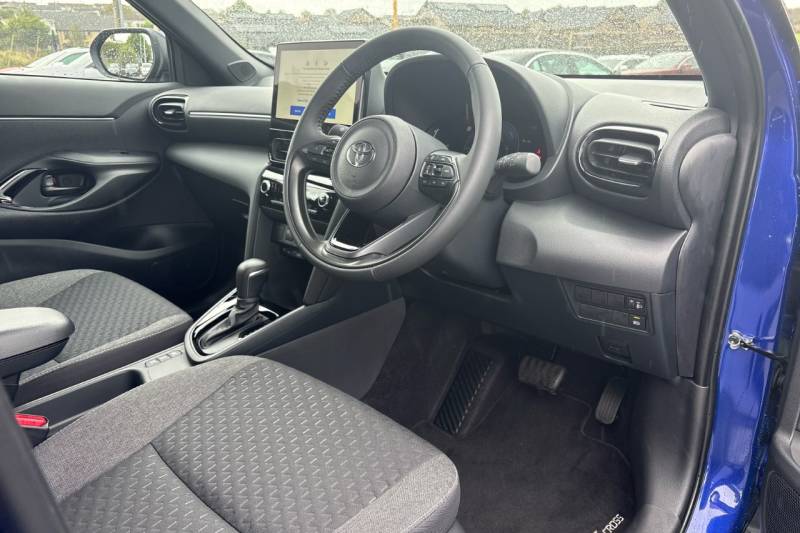 2025 Toyota Yaris Cross