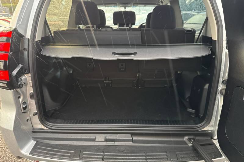 2020 Toyota Land Cruiser