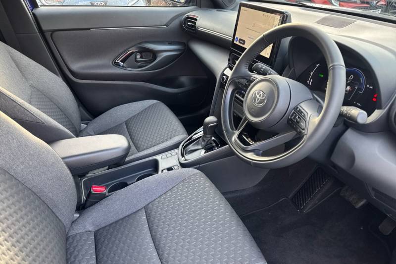 2025 Toyota Yaris Cross