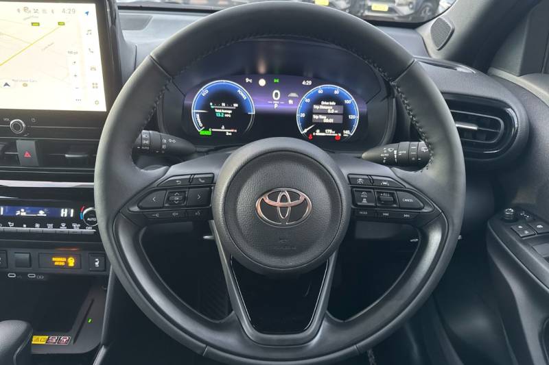 2025 Toyota Yaris Cross