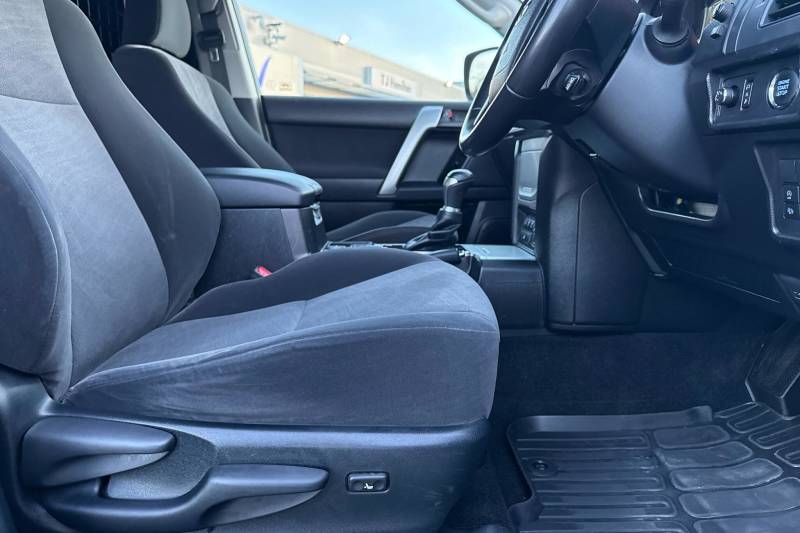 2023 Toyota Land Cruiser